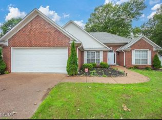 16 Churchill Cv, Jackson, TN 38305