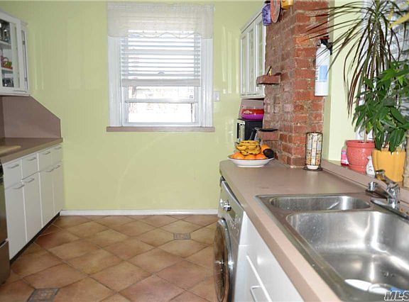 4th image of 8605 79th St