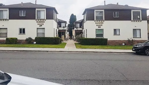 224 E Elmwood Ave #F — Photo 14