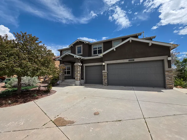 3009 Bella Cima Dr — Photo 1
