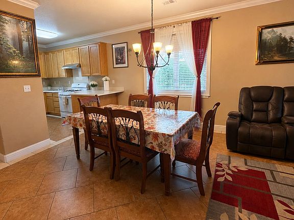 2nd image of 1817 Ironside Dr