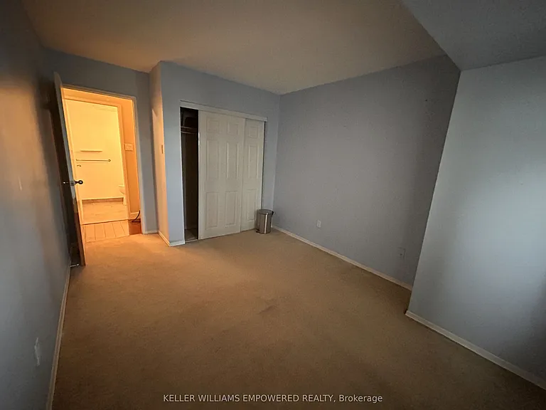 117 Gerrard St E #609 — Photo 3