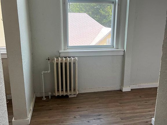3rd image of 112 N Ninnescah St APT 305
