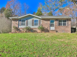 1106 Snodderly Dr, Lenoir City, TN 37771