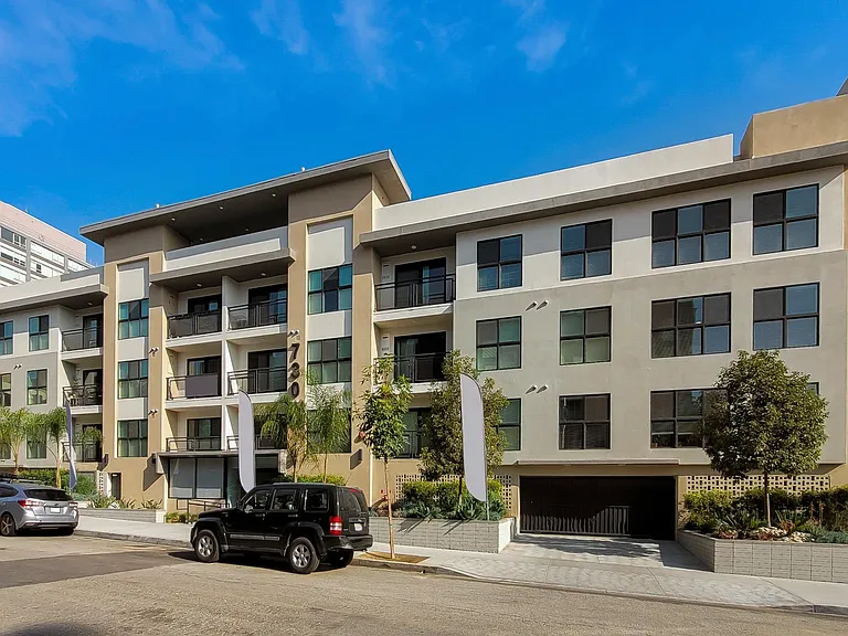 The Kingsley Diplomat Apartments — Photo 26