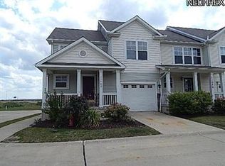 11562 Sunny Dr, Warrensville Hts, OH 44128
