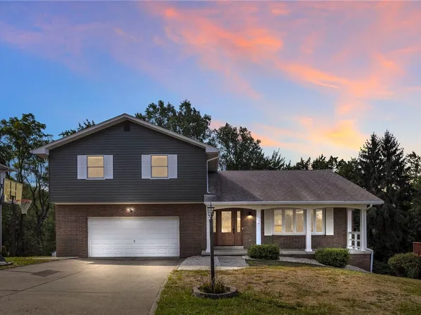 120 Sherwood Dr, Greensburg, PA 15601