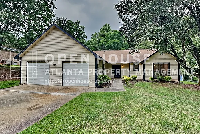 5580 Dorsett Shoals Ln — Photo 1