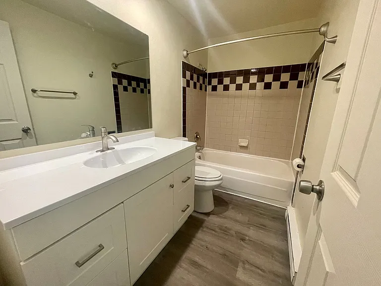Ralph Duplex — Photo 13