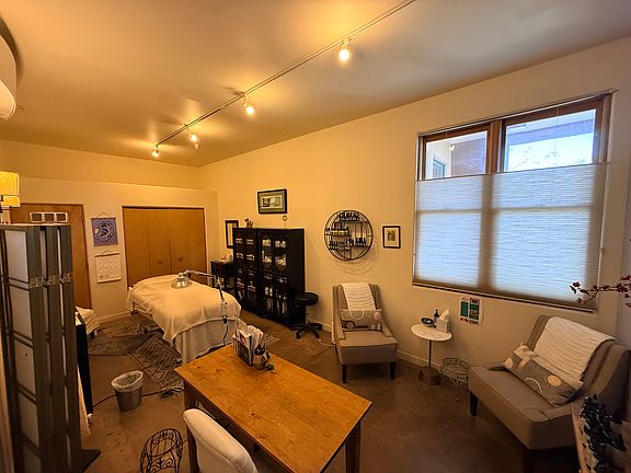 5th image of 1012 Marquez Pl Unit 303A