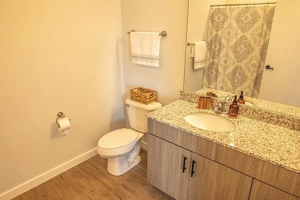 412 E Healey St #310 — Photo 12