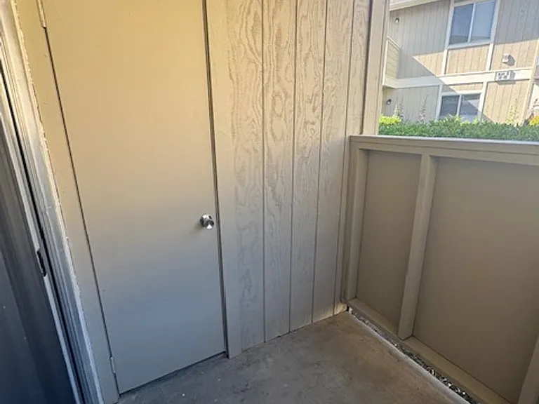Autumn Run Apartments — Photo 28