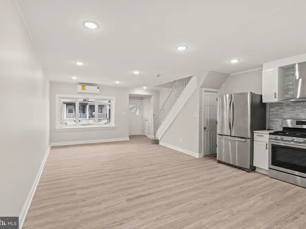 922 Brill St, Philadelphia, PA 19124