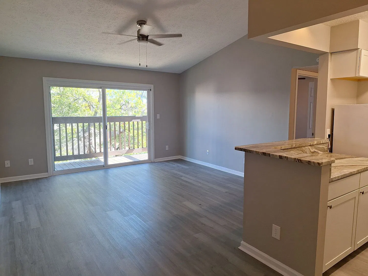 Completely remodeled — Photo 3