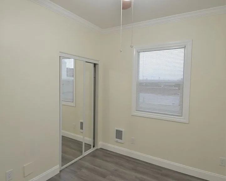 Los Robles Apartments — Photo 15