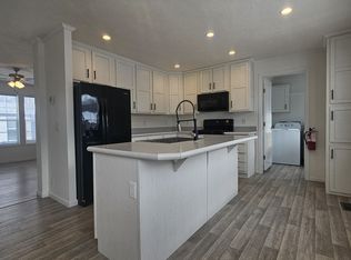 6420 Prince Blvd #596, Fenton, MI 48430