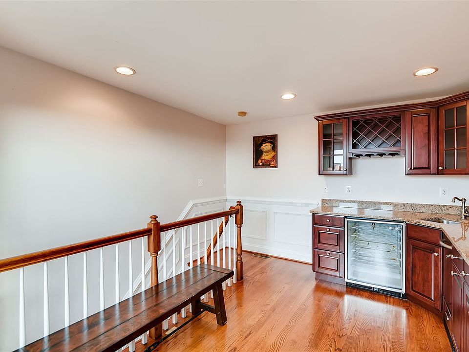 931 Baylis St Baltimore MD-print-023-023-4th Floor Lounge-36