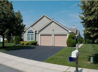 2542 Ridgemont Ct, Toms River, NJ 08755