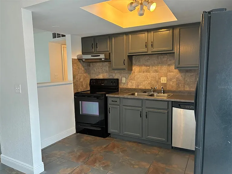 1944 Conway Rd #4 — Photo 6