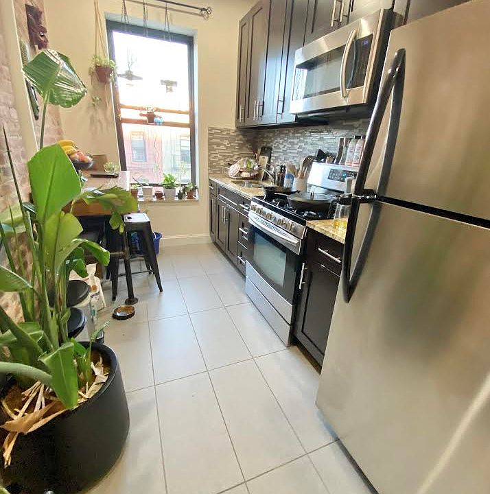 2nd image of 3123 32nd St APT 10