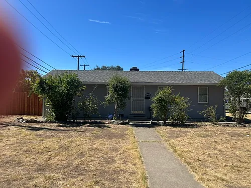 2400 Carlsbad Ave Photo 1