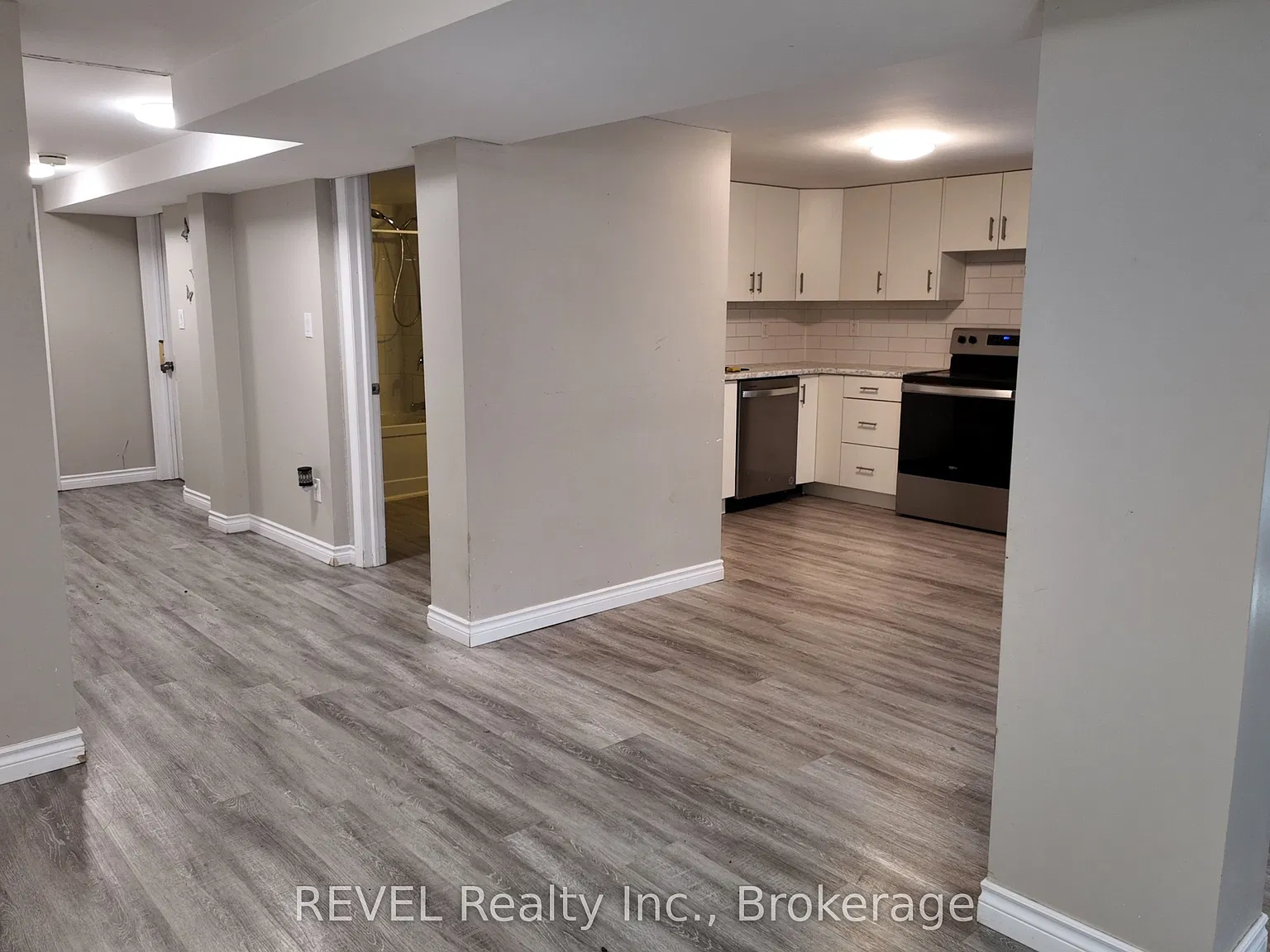 2 bed, $1,350 — Photo 4
