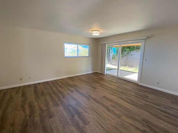 4th image of 315 Consuelo Dr Unit B