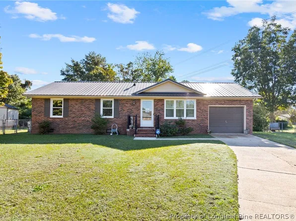 2103 Tunis Ct, Fayetteville, NC 28304