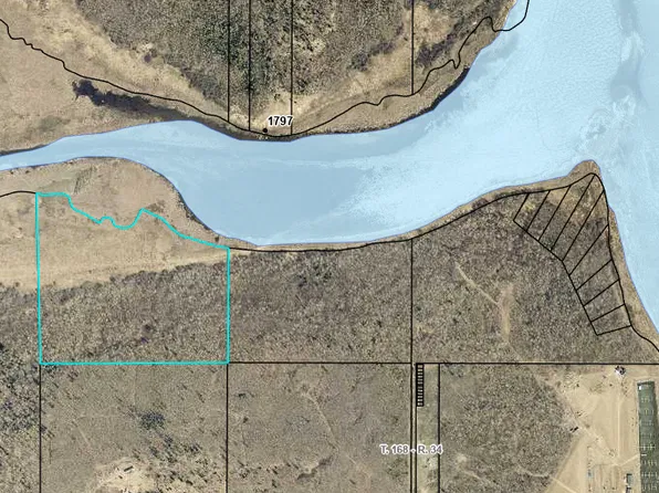 0 Youngs Bay Dr, Angle Inlet, MN 56711
