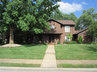 800 Belpre Dr, O Fallon, IL 62269