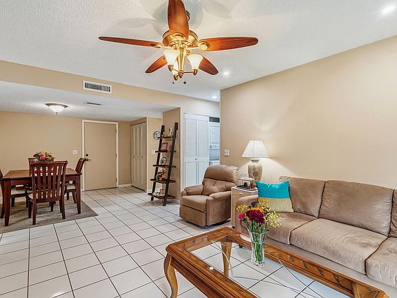 3rd image of 215 Lake Carol Drive