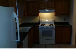 223 Seaside Ave APT 5, Stamford, CT 06902