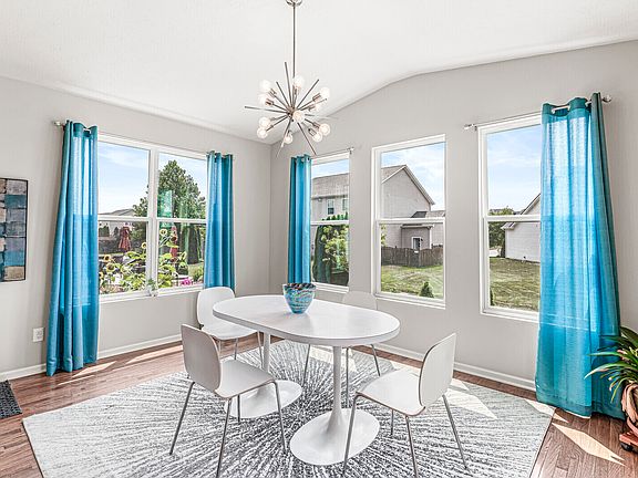 4th image of 7724 Imperial Eagle Dr