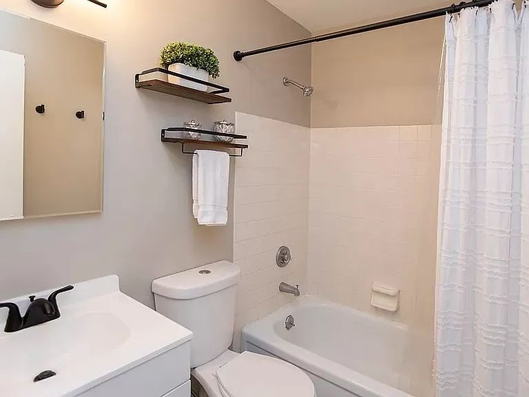 9030 Reed Rd — Photo 6