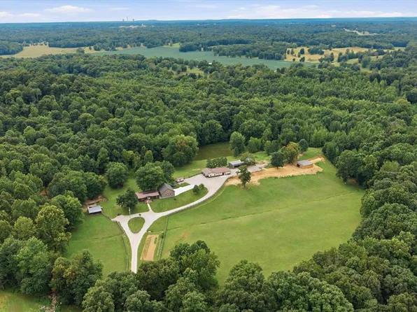 3305 State Route 1389, Hawesville, KY 42348