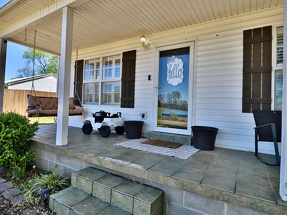 4th image of 1827 Arp Central Rd