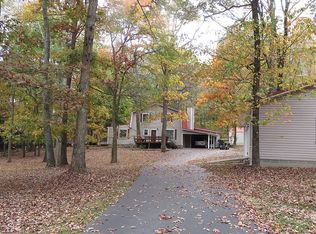 122 Dusty Ln, Cottontown, TN 37048