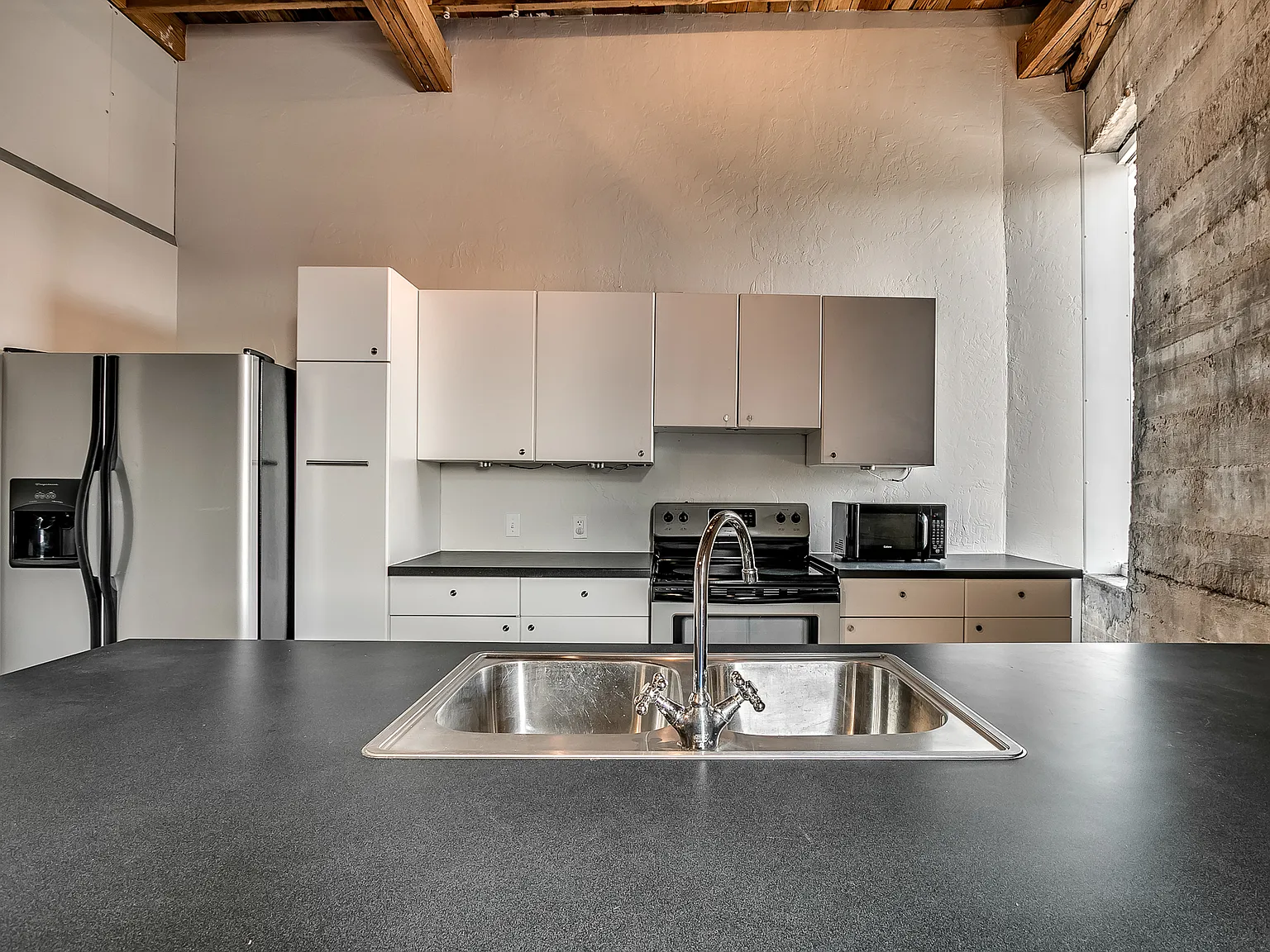222 E Main St - B — Photo 4