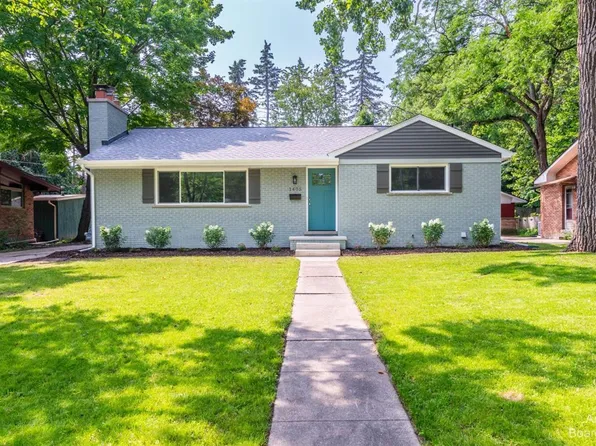 1405 Hewett Dr, Ann Arbor, MI 48103