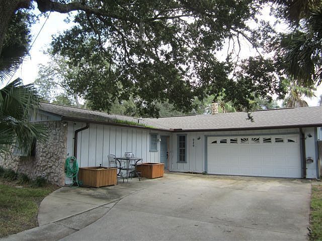 1st image of 929 Northbrook Dr