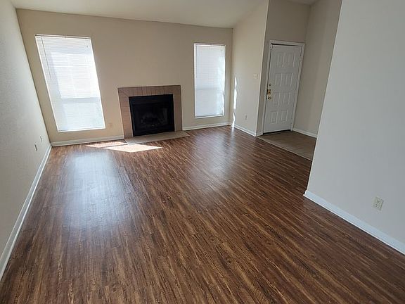 4th image of 1500 Olympia Way #9