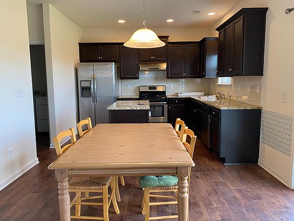 4th image of 2077 Pomerol Dr