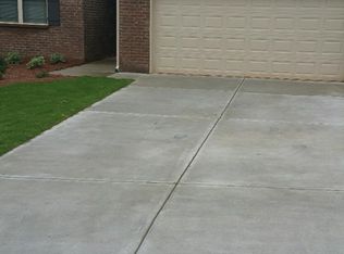 5006 Summersun Dr, Morrow, GA 30260