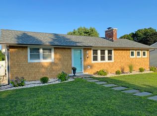 40 Nehantic Trl, Old Saybrook, CT 06475