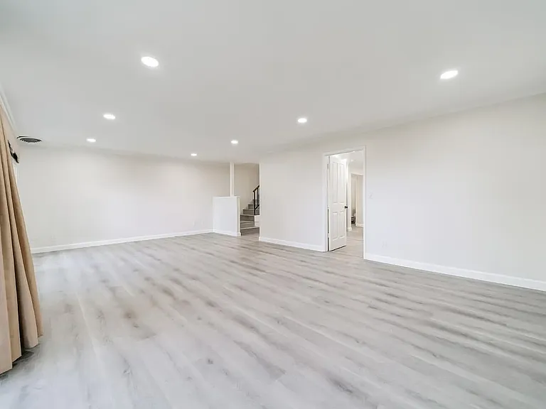 10308 Alpine Dr #A — Photo 7
