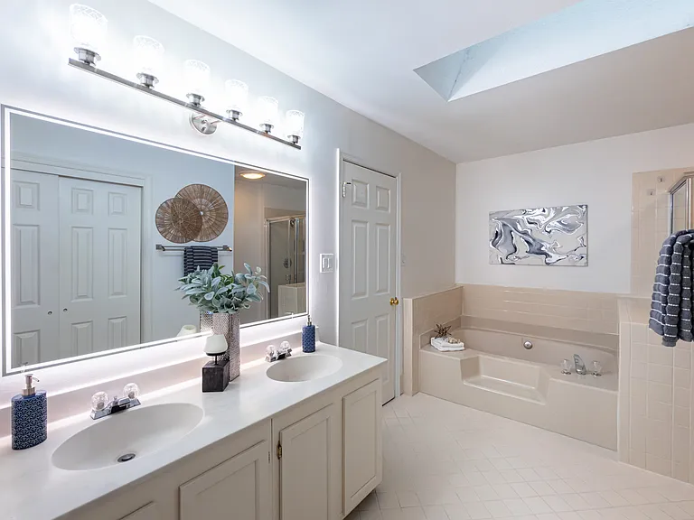3979 Burning Bush Ct — Photo 25