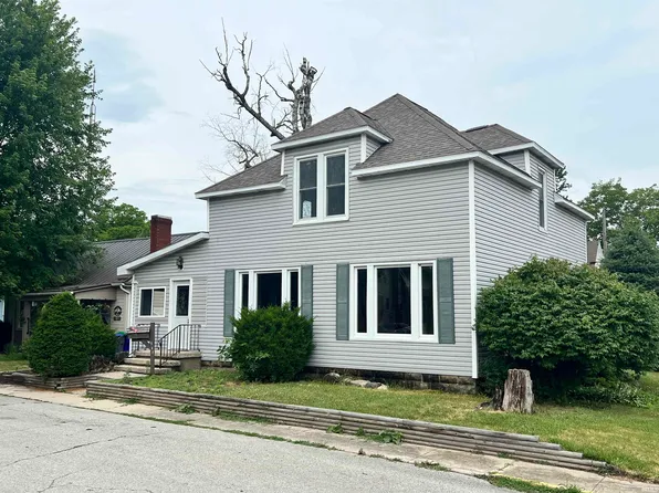111 3rd St, Winona Lake, IN 46590