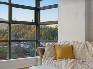 1790 Bayshore Dr #504, Vancouver, BC V6G 3G5