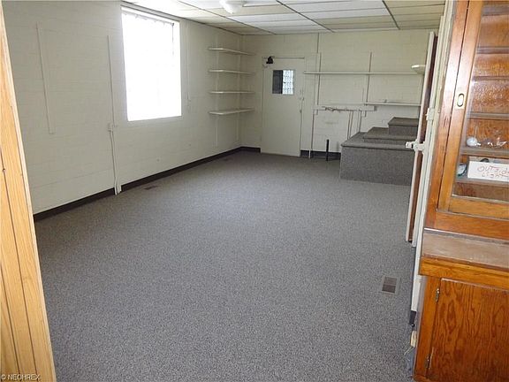 4th image of 1437 Roanoke Ave