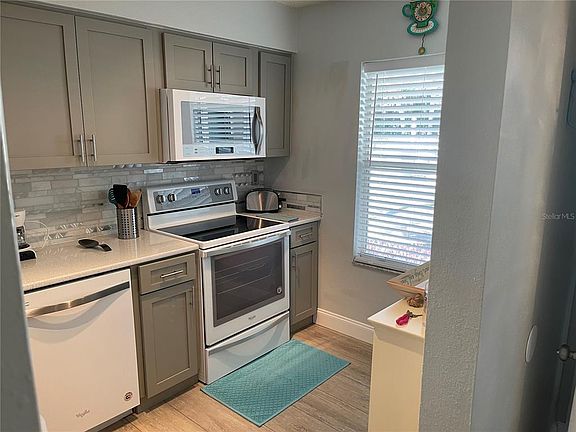 5th image of 7294 Cloister Dr APT 12